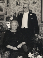 Martine Charlotte Kirstine Zachariassen, f. Meincke (1891 - 1970) og Gerhard Thorvald Zachariassen (1889 - 1977)